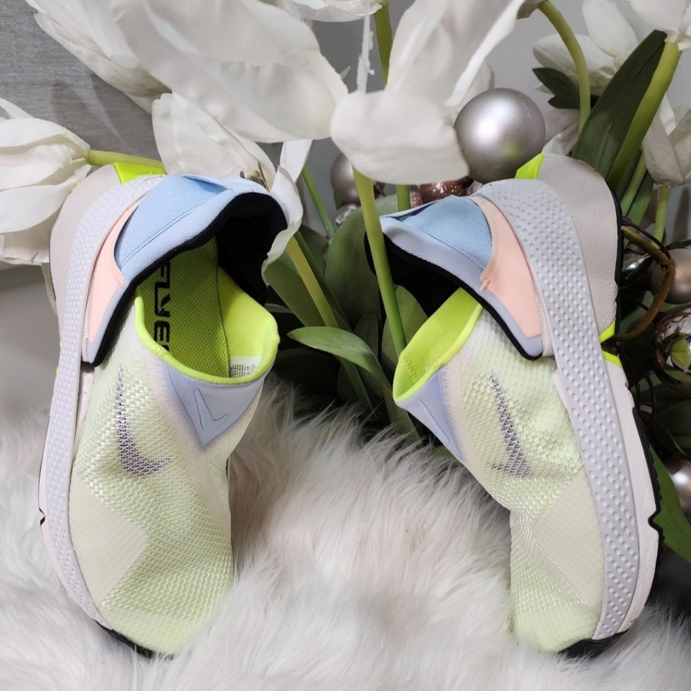 Nike Go Flyease Celestine Blue White Sneakers DR5540-100 Womens Size 7.5